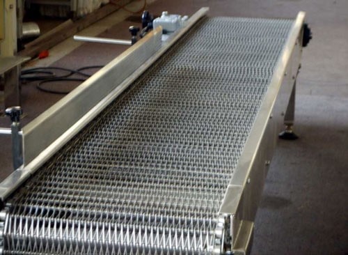 Băng tải xích inox