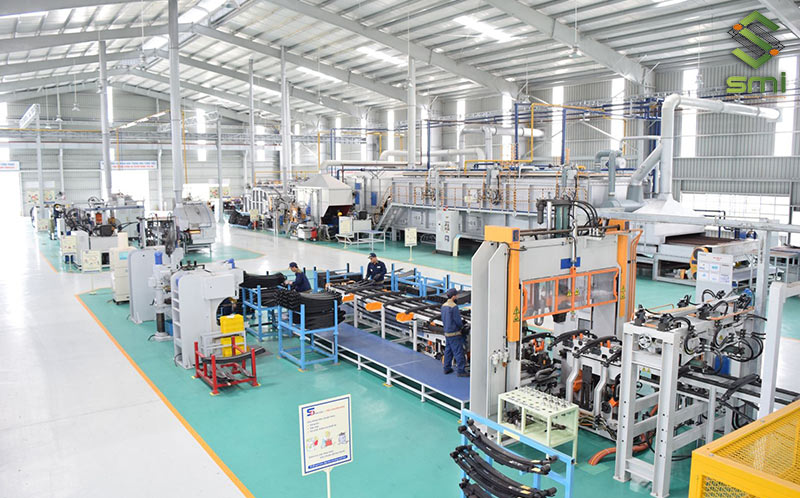 Layout of a reasonable lighting system is one of the ways to improve labor productivity effectively