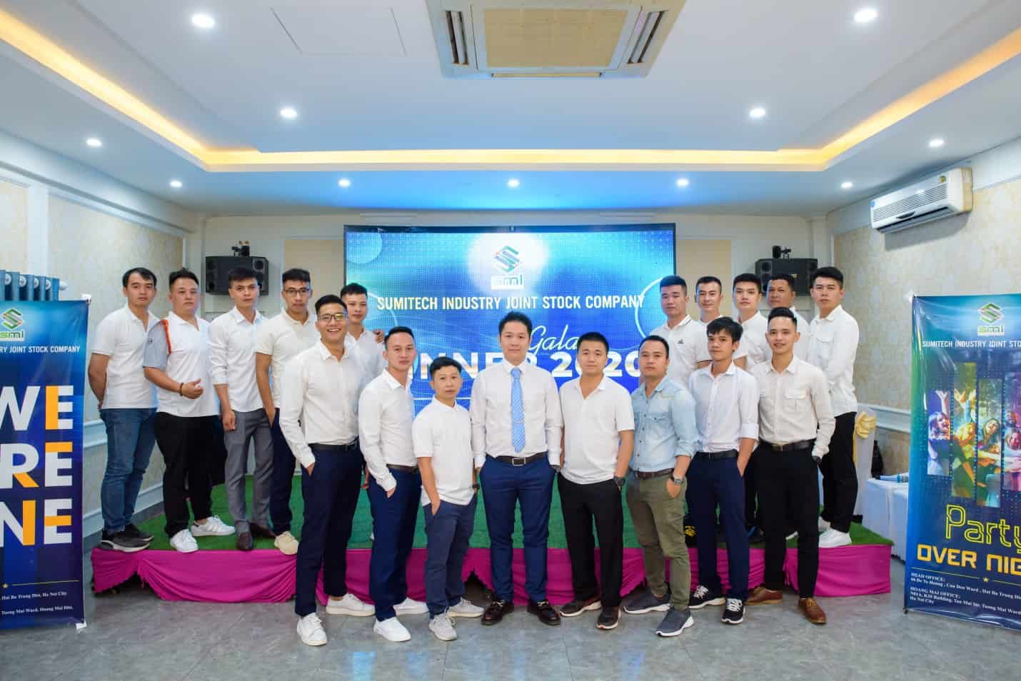 Đấng mày râu Sumitech