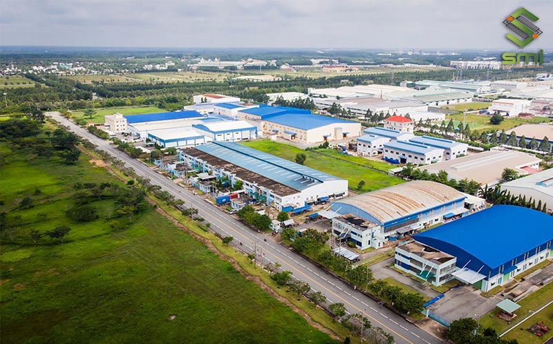Vị trí xây dựng nhà xưởng không được nằm trong các khu vực bị cấm theo quy định của nhà nước