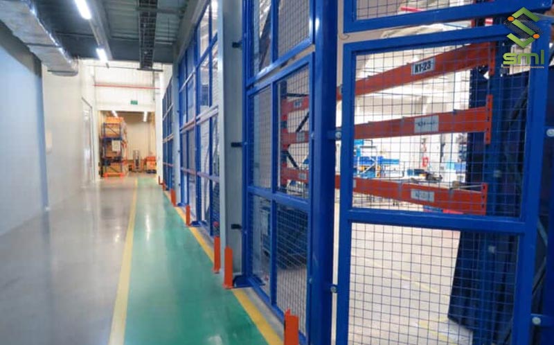 Hạng mục hàng rào lối đi trong công trình công nghiệp