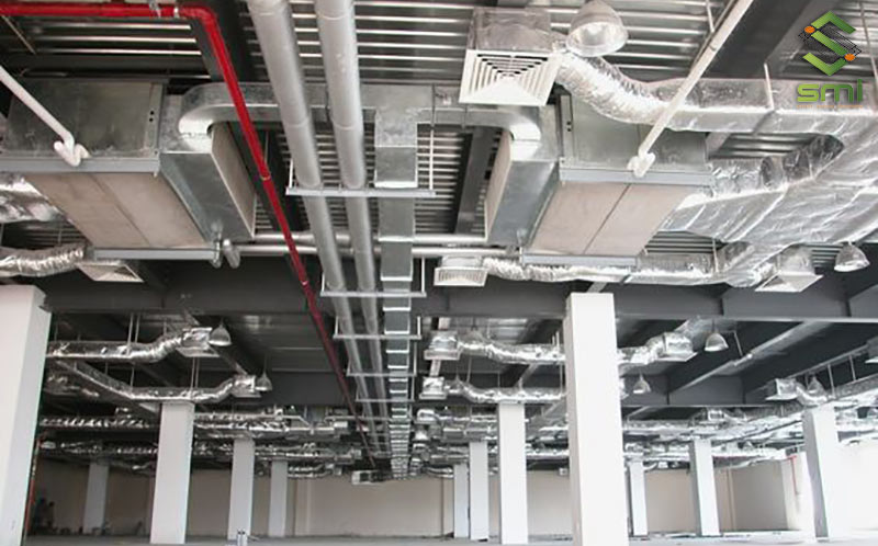 Các hệ thống làm mát sử dụng kênh dẫn gió được sử dụng rất nhiều tại các khu xưởng có quy mô lớn, tập trung nhiều lao động