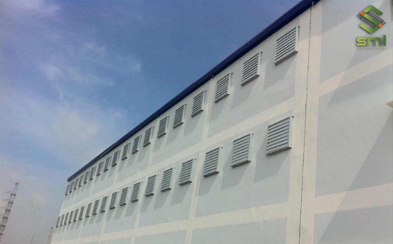 Các lam gió sử dụng trong cách làm mát nhà xưởng tự nhiên