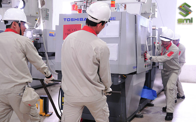 Sau khi hoàn thiện nhà xưởng sẽ đến công đoạn lắp đặt thiết bị cho nhà xưởng