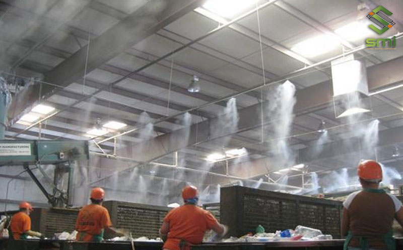 Phun sương trong nhà xưởng vừa giải quyết được bài toán về nhiệt độ mà vừa cải thiện vấn đề bụi khi sản xuất