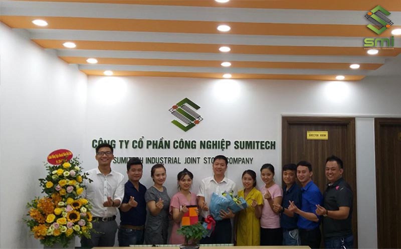 Bên trong trụ sở của công ty gia công cơ khí SUMITECH